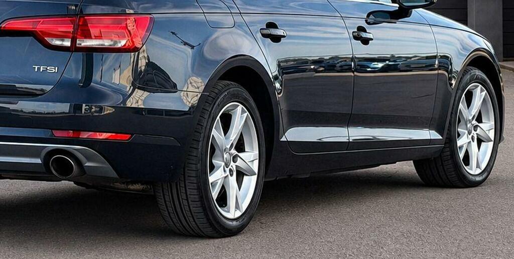 Audi A4 Avant 2.0 Tdi Ultra 190 Sport - 2017 67 Black #19