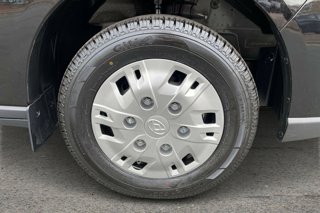 Maxus Deliver 7 Maxus Deliver 7 L1 Fwd 2.0 D20 H1 150 Lux V Black #6