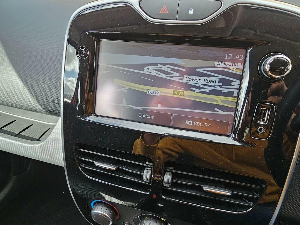 Renault Clio 1.5 Dci Dynamique S Medianav Euro 5 Ss Black #24