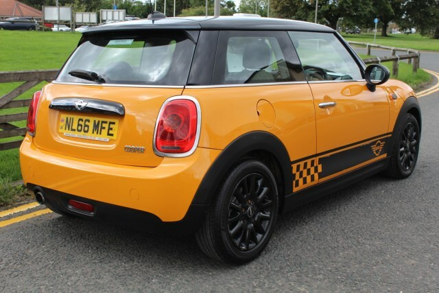 Mini Hatch Cooper Orange #3