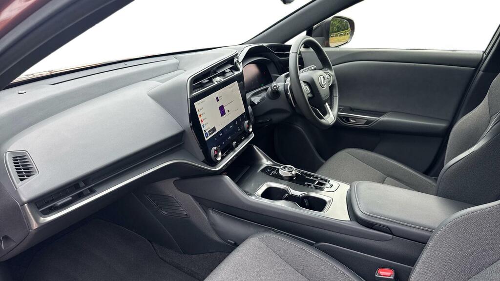 Lexus RZ 450E 71.4Kwh Urban Suv Direct4 #5