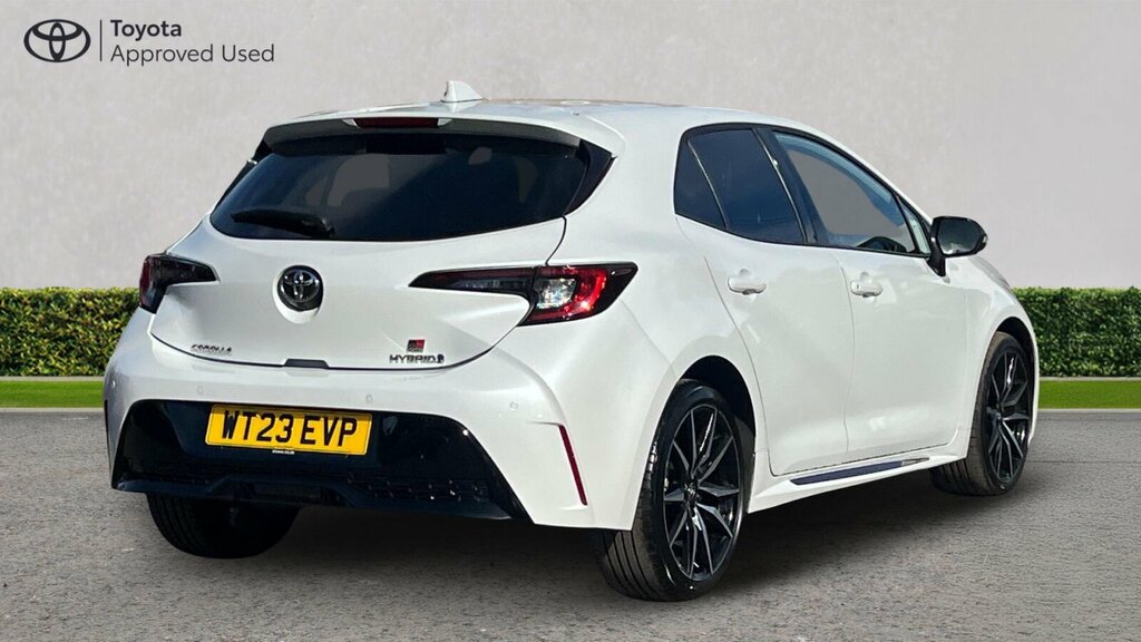Toyota Corolla 1.8 Vvt-h Gr Sport Cvt Euro 6 Ss White #2
