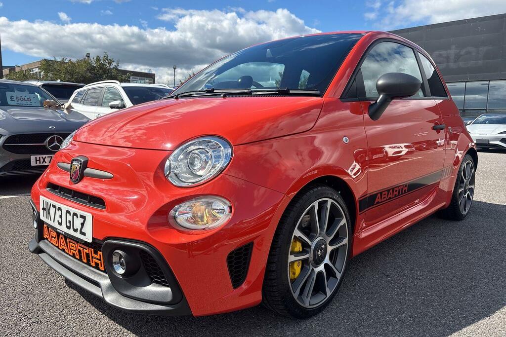 Abarth 695 1.4 T-jet Turismo Euro 6 HK73GCZ Orange #3