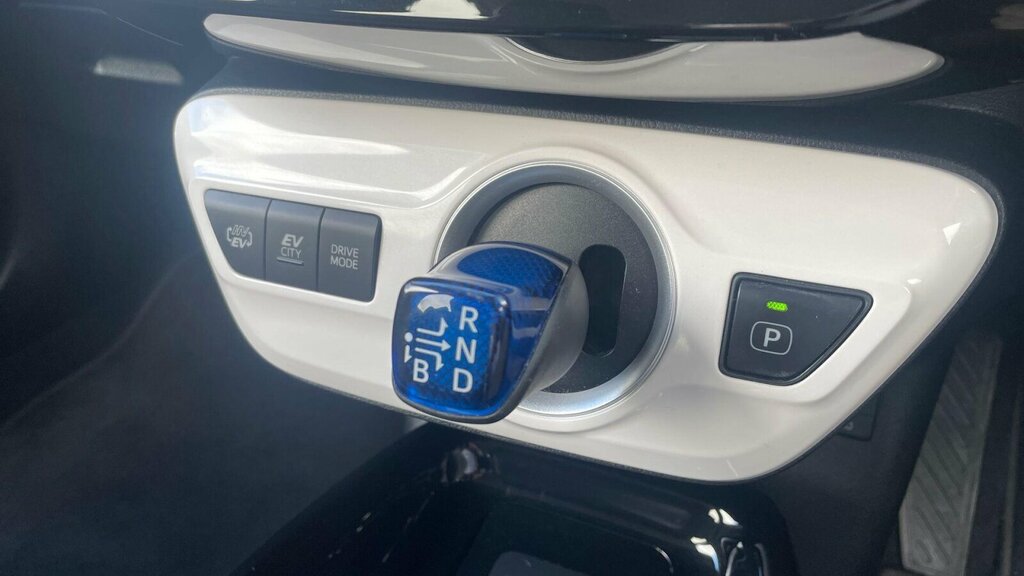 Toyota Prius 1.8 Vvti Excel Cvt Blue #32