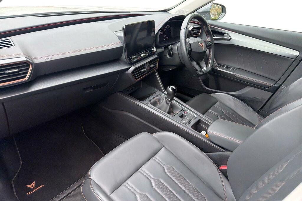 Cupra Formentor 1.5 Tsi 150 V2 DG22CWL White #2