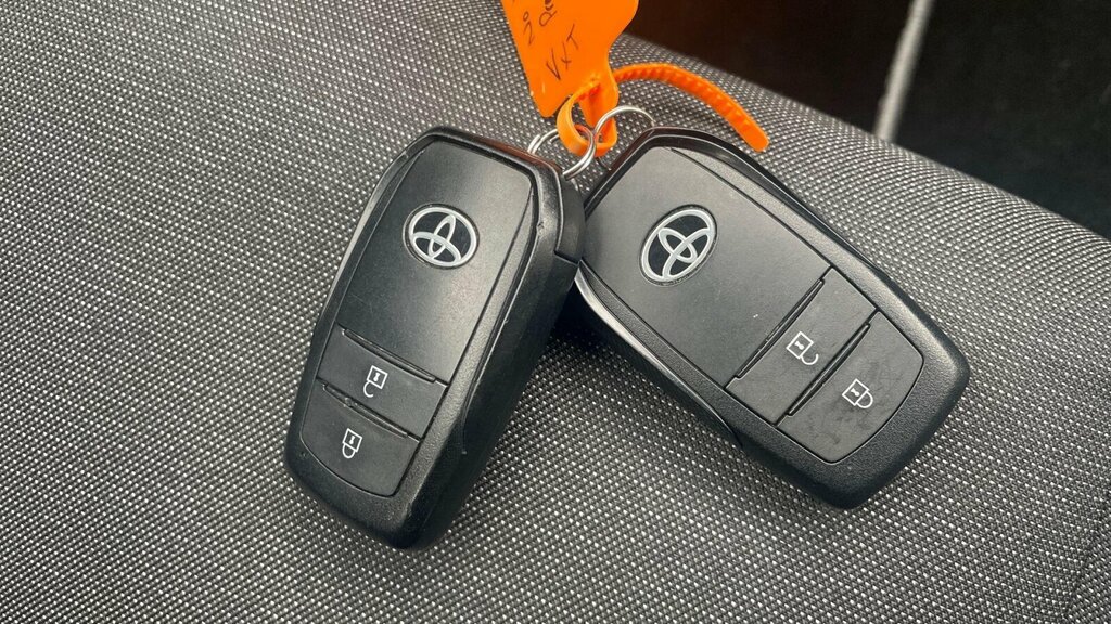 Toyota Corolla 1.8 Hybrid Excel Cvt Blue #29