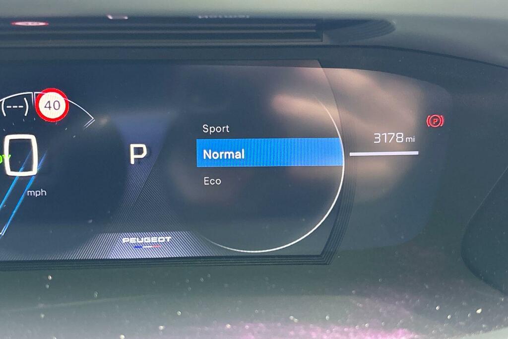 Peugeot e-208 50Kwh Allure  #46