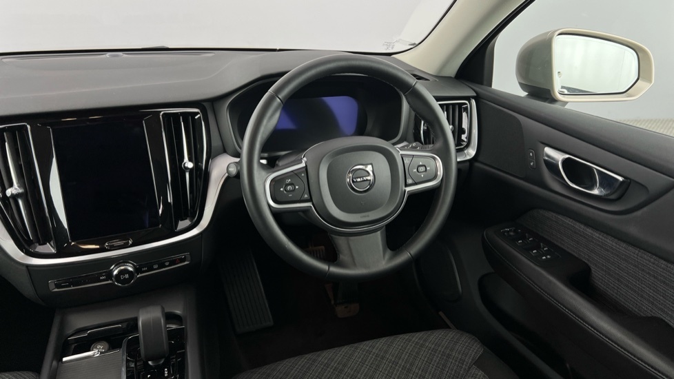 Volvo V60 2.0 B3p Momentum Blue #8