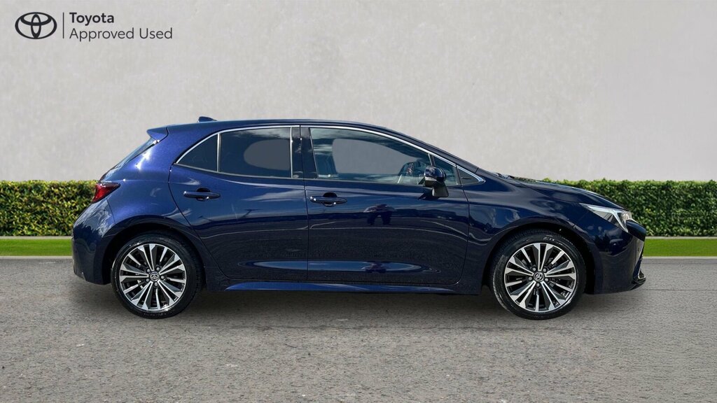 Toyota Corolla Corolla Gr Sport Hev Cvt Black #24