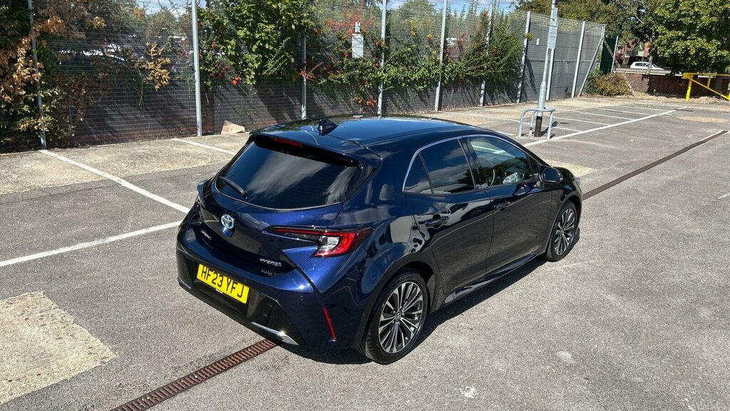 Toyota Corolla Corolla Gr Sport Hev Cvt Black #36