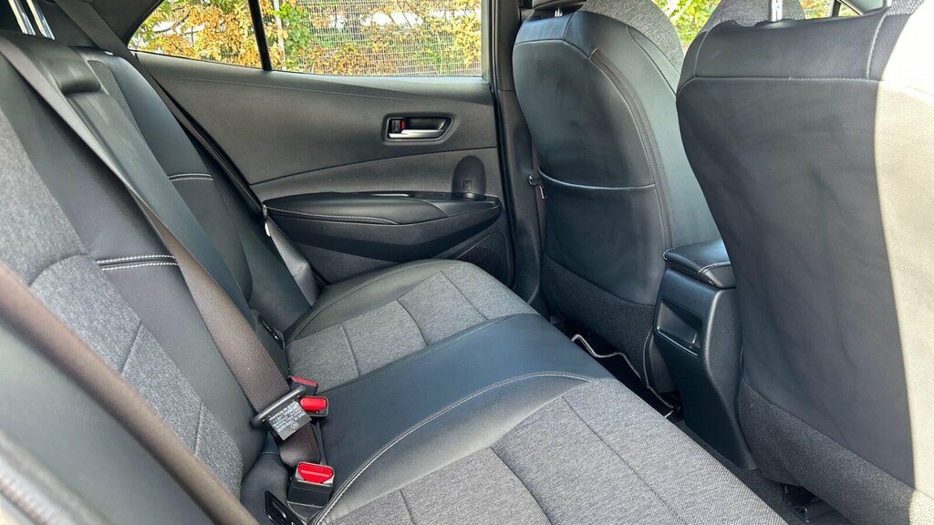 Toyota Corolla Corolla Gr Sport Hev Cvt Black #8