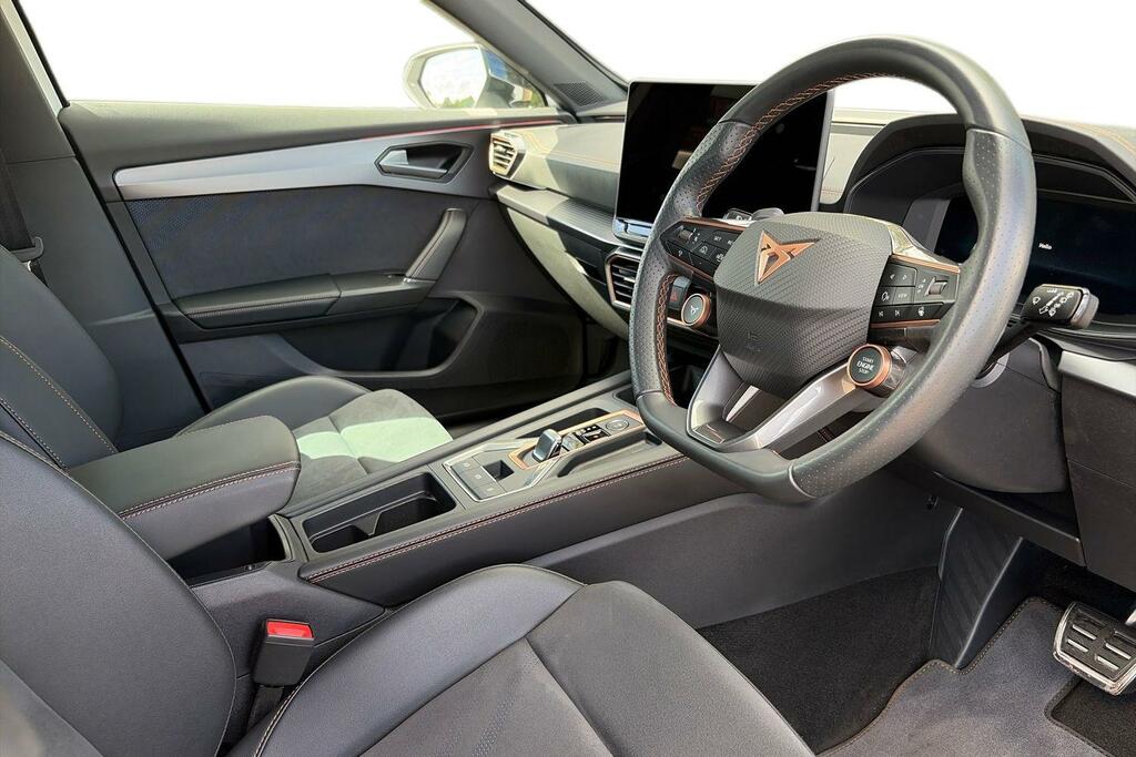 Cupra Formentor 1.5 Etsi 150 V2 Dsg White #6