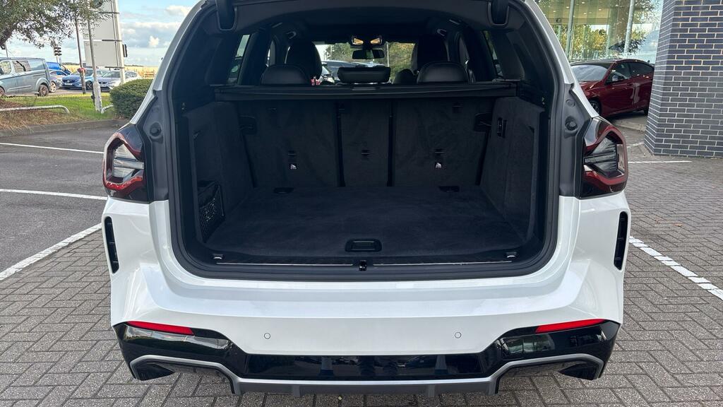 BMW iX3 210Kw M Sport 80Kwh White #13