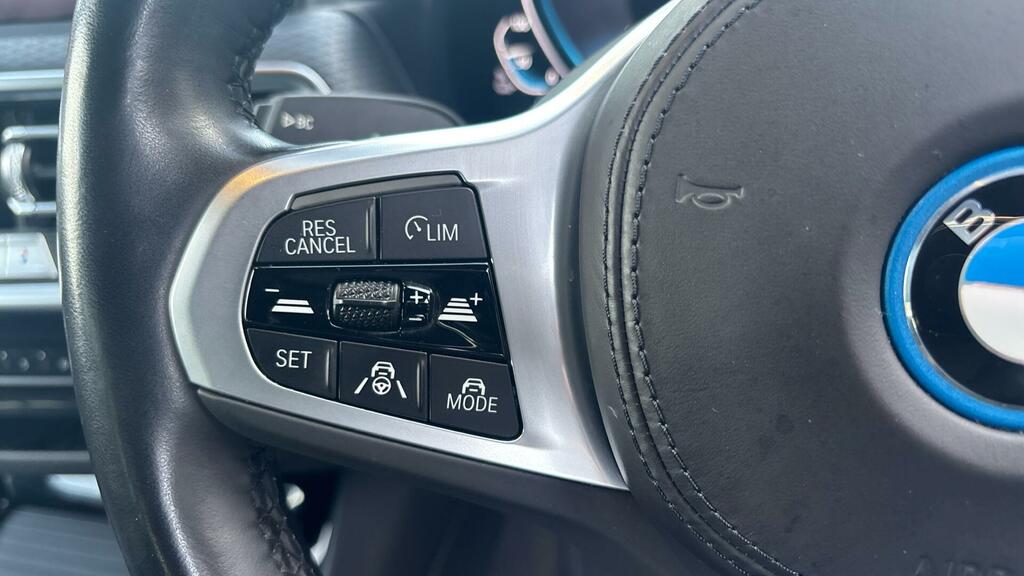 BMW iX3 210Kw M Sport 80Kwh White #17