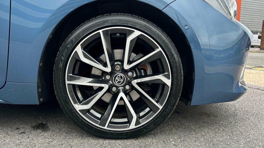 Toyota Corolla 1.8 Vvt-h Excel Cvt Black #26