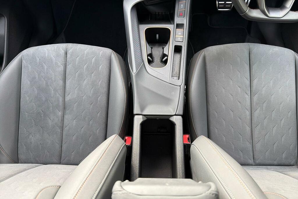 Cupra Terramar 1.5 Ehybrid 204 V2 Dsg Black #40