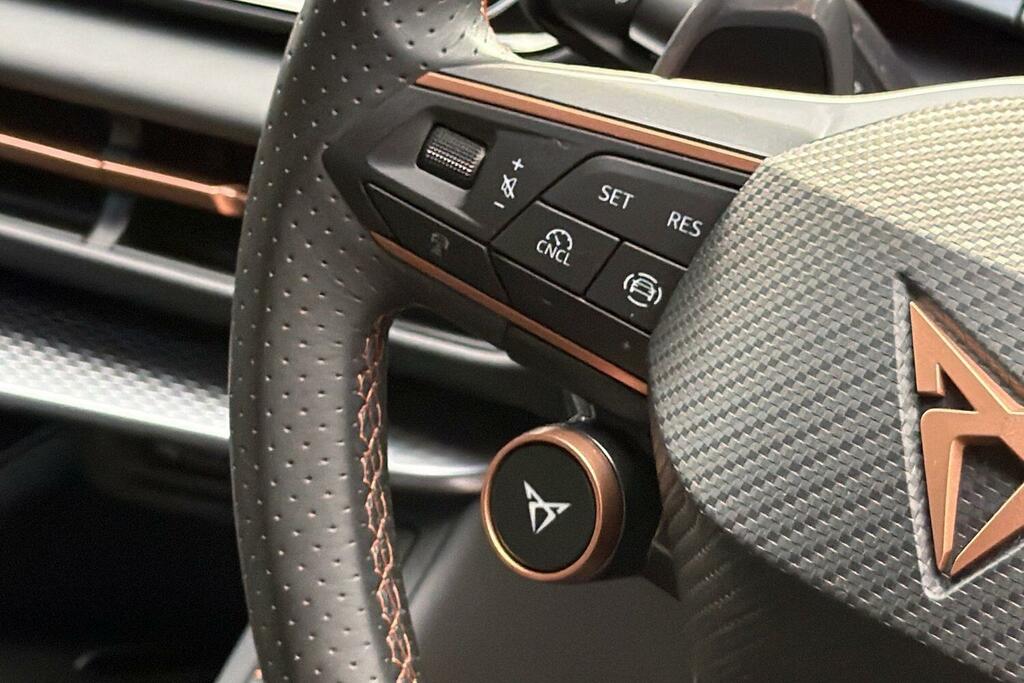Cupra Terramar 1.5 Ehybrid 204 V2 Dsg Black #16