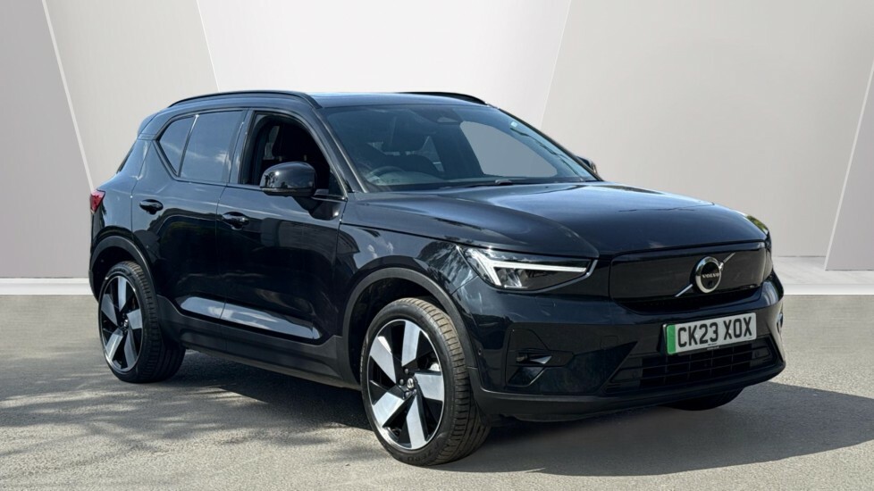 Volvo XC40 Electric Black