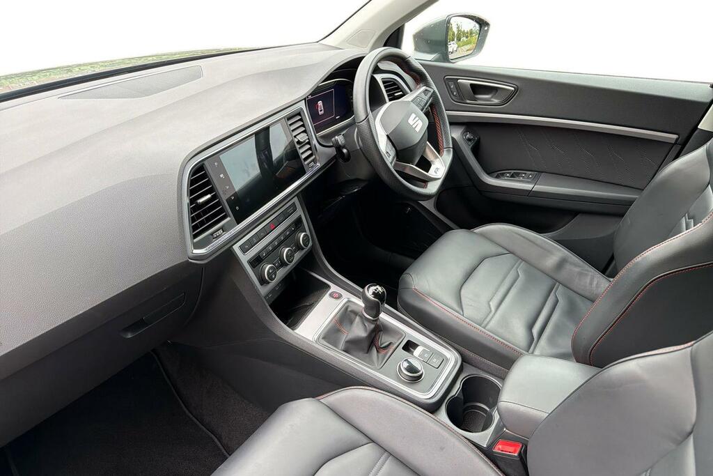 Seat Ateca 1.5 Tsi Evo Fr Black Edition Grey #2