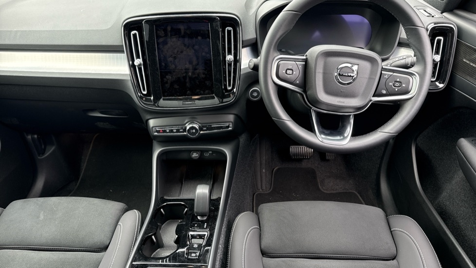Volvo XC40 Black Edition Ultra, B3 Mild Hybrid, Blue #5