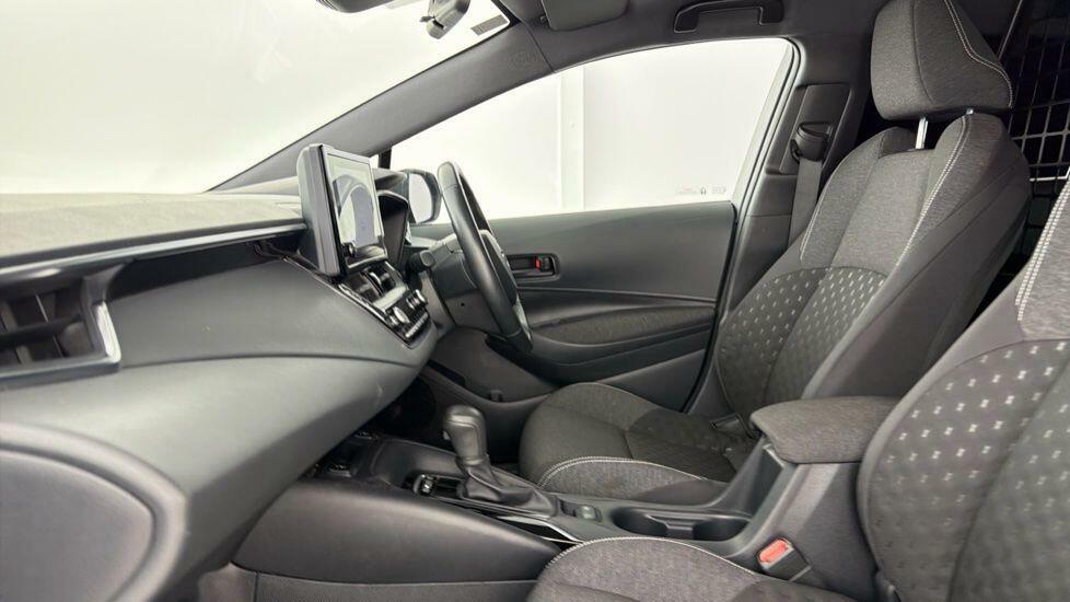 Toyota Corolla 1.8 Vvt-h Cvt Euro 6 Ss Black #5