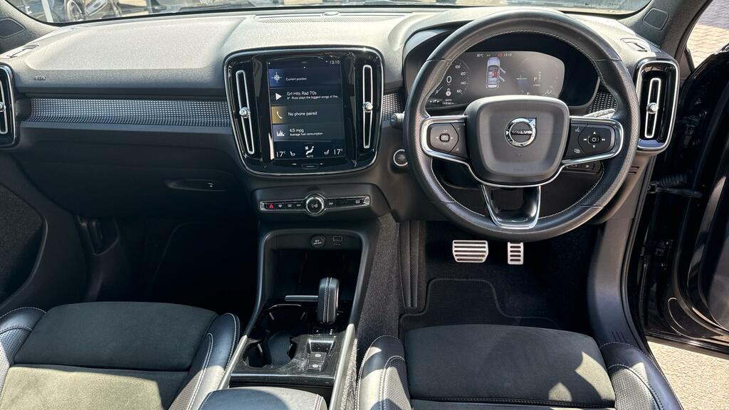 Volvo XC40 Recharge R-design Pro, T5 Plug-in Hybrid Black #5