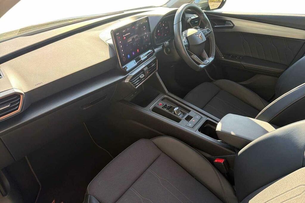 Cupra Leon 1.5 Etsi V1 Design Edition Dsg Grey #2