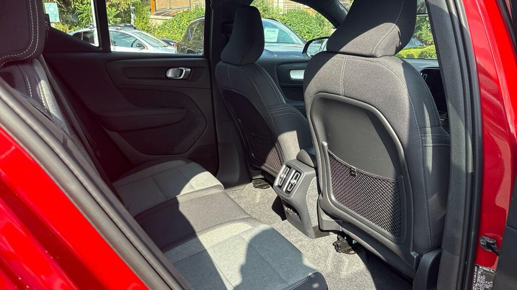 Volvo XC40 Plus, B3 Mild Hybrid, Dark  #6