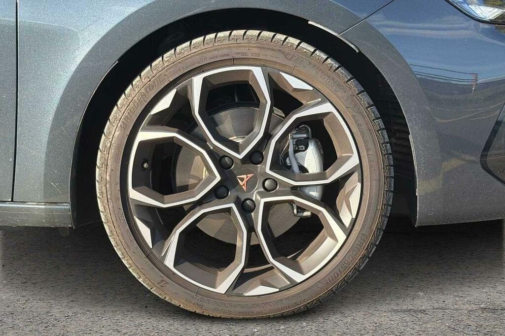 Cupra Leon 1.5 Ehybrid 204 V2 Dsg Grey #5