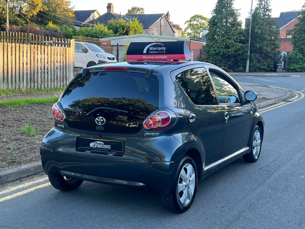 Toyota Aygo White #6