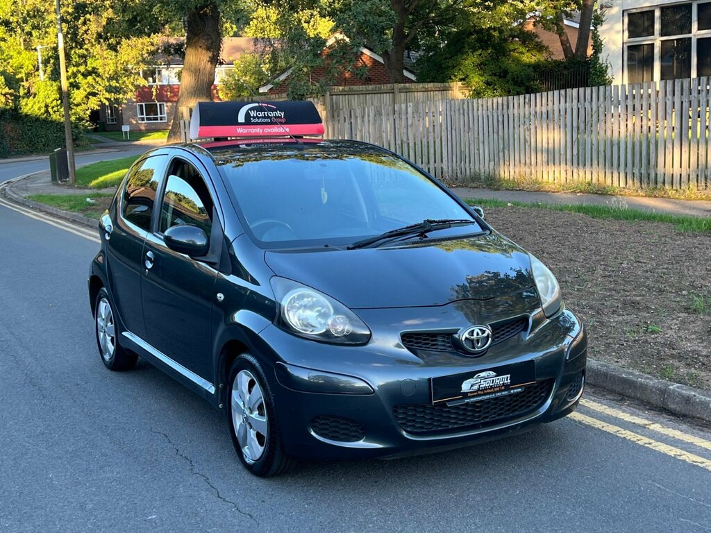 Toyota Aygo White #3