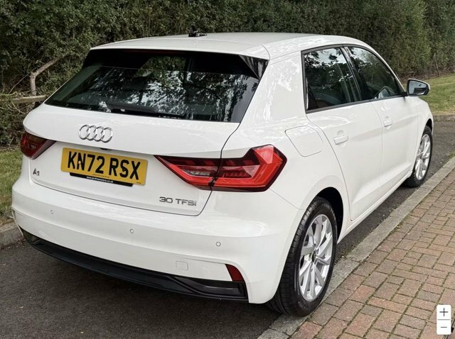 Audi A1 1.0 Tfsi 30 Sport Sportback Euro White #5
