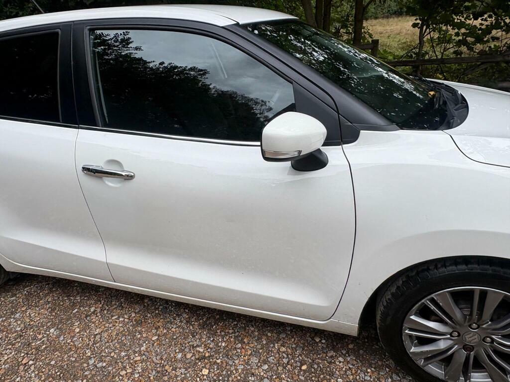 Suzuki Baleno Sz5 Boosterjet White #37
