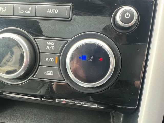 Land Rover Discovery 3 .0 Sdv6 Se 302 Bhp White #20