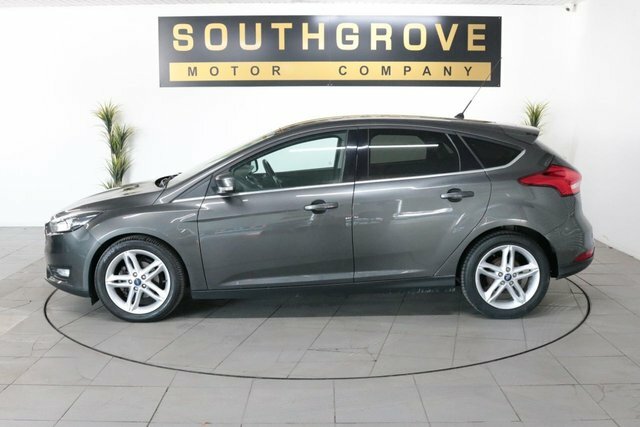 Ford Focus 1.0T Ecoboost Zetec Edition Hatchback M Grey #2