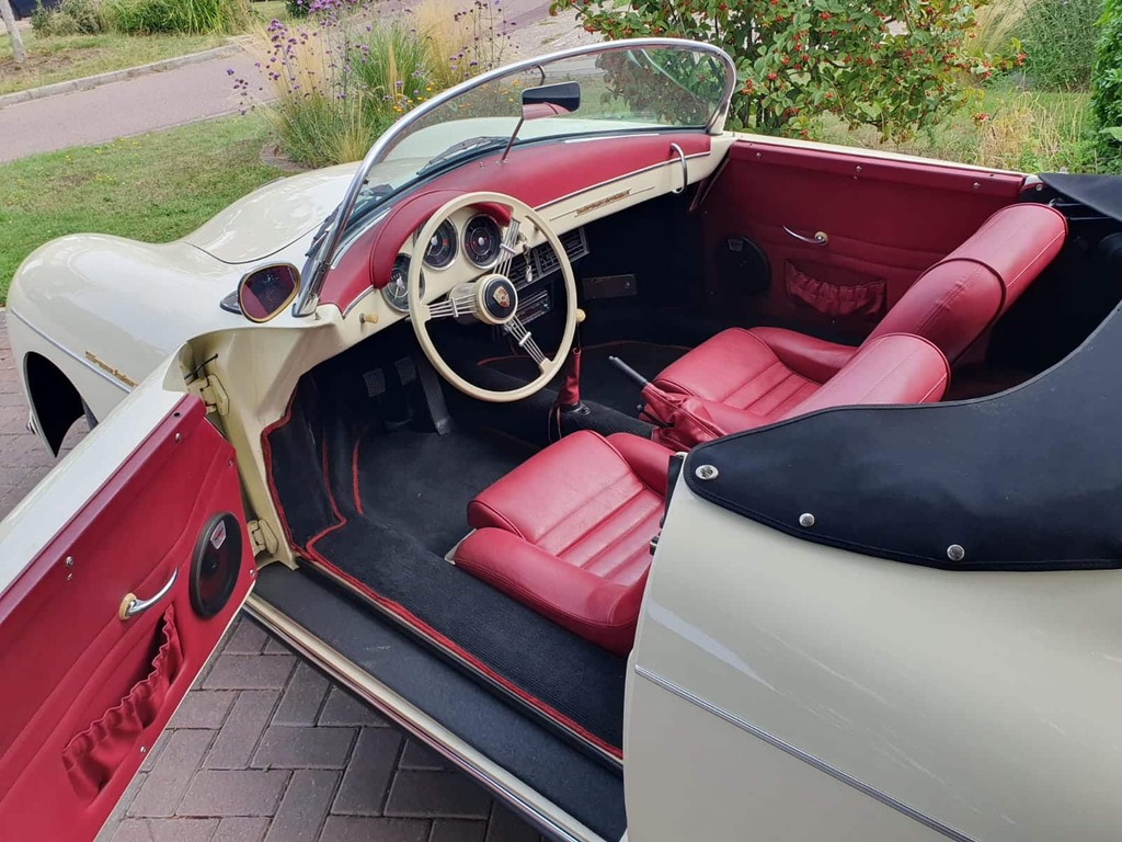 Porsche 356 Speedster Replica #6