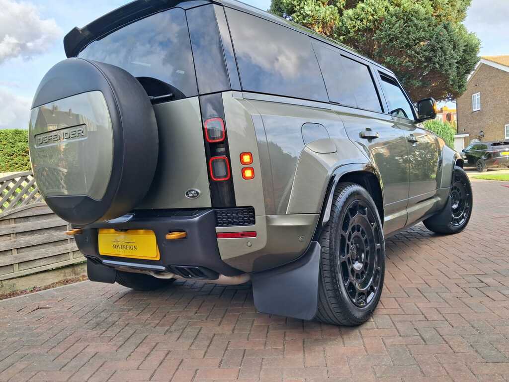 Land Rover Defender 110 3.0 D250 X-dynamic Se 110 Black #20
