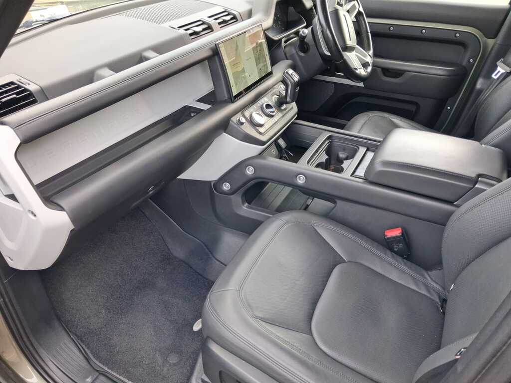 Land Rover Defender 110 3.0 D250 X-dynamic Se 110 Black #21