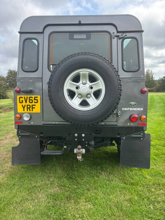 Land Rover Defender 90 Diesel Silver #10