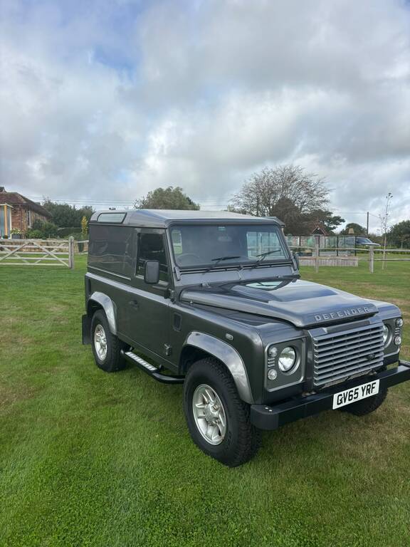 Land Rover Defender 90 2.2 Tdci Xs Hard Grey