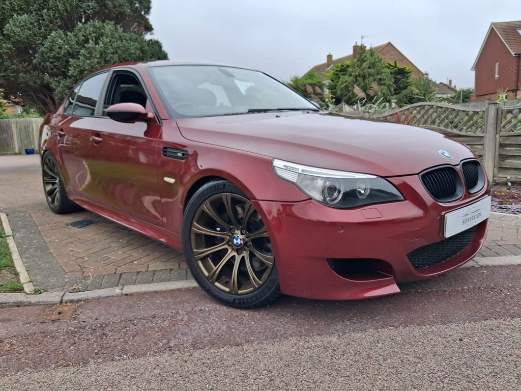 BMW M5 5.0 V10 Smg Red