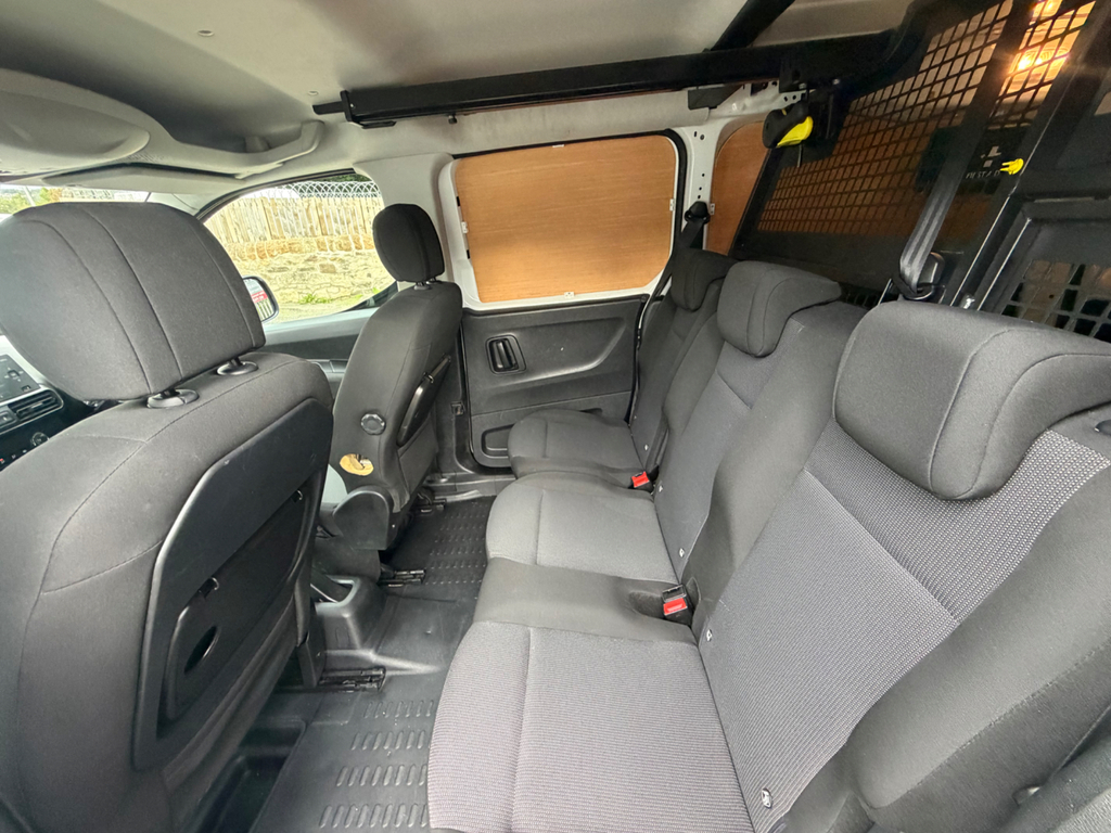 Vauxhall Combo 1.5 Turbo D 2300 Edition Crew Van Double Cab D White #5