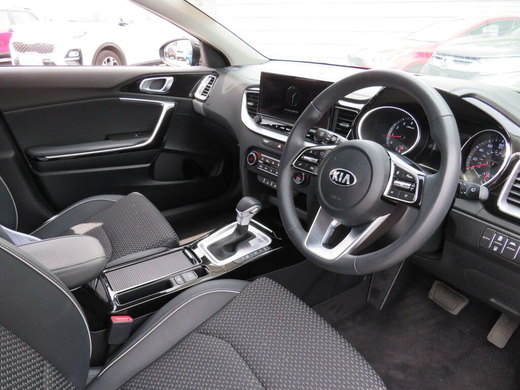 Kia Xceed 1.0 T-gdi Connect Euro 6 Ss Silver #13
