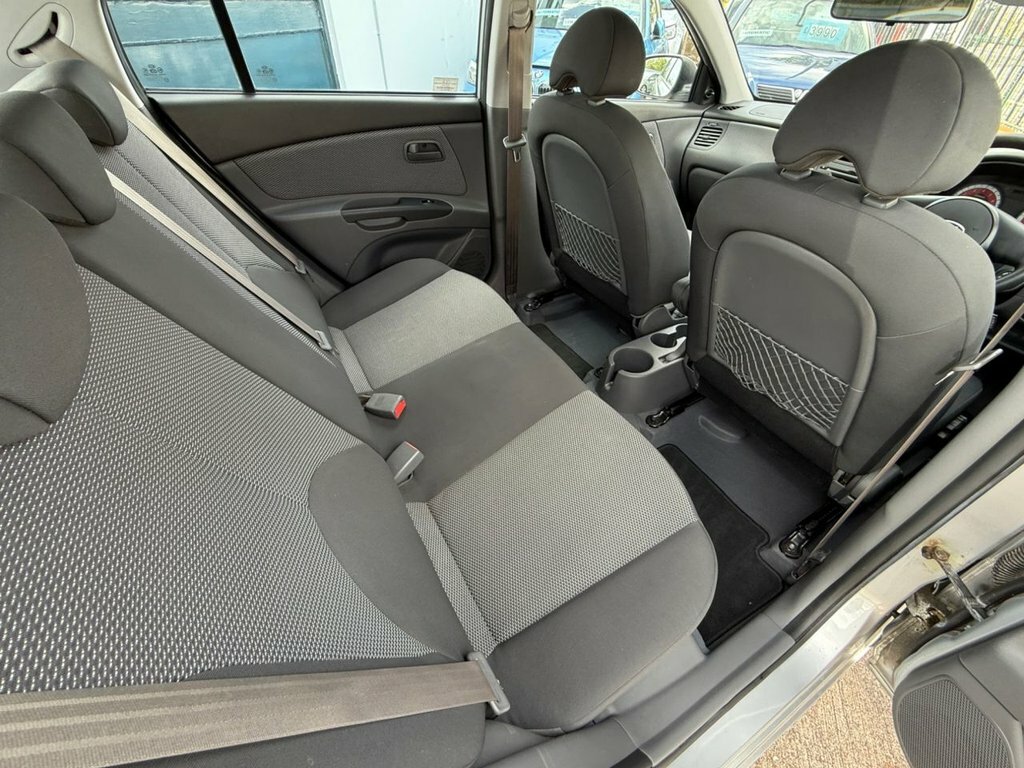 Kia RIO 1.5 Crdi 2 Hatchback 119 Gkm, Blue #18