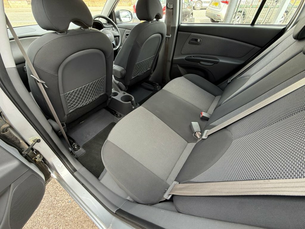 Kia RIO 1.5 Crdi 2 Hatchback 119 Gkm, Blue #28