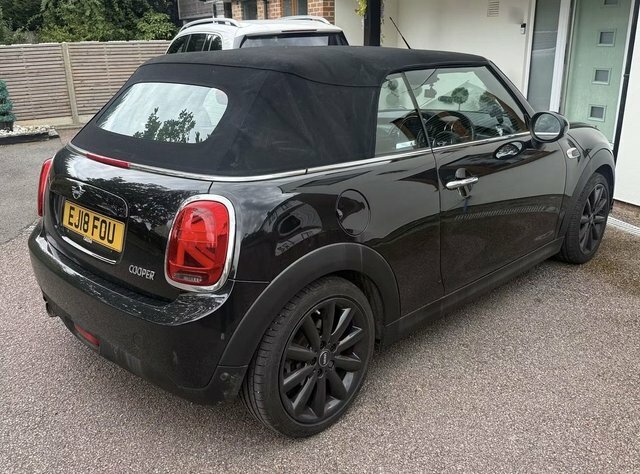 Mini Convertible 2018 1.5 Cooper Convertible Euro Black #5