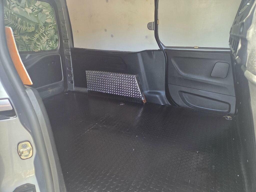 Vauxhall Combo Panel Van 1.6 Turbo D 2300 Sportive L2 H1 Euro 6 Grey #5