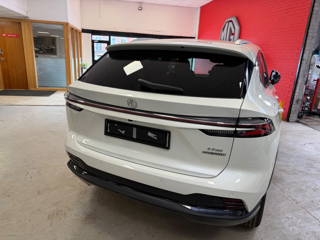 MG HS 1.5 T-gdi Hybrid Trophy White #6