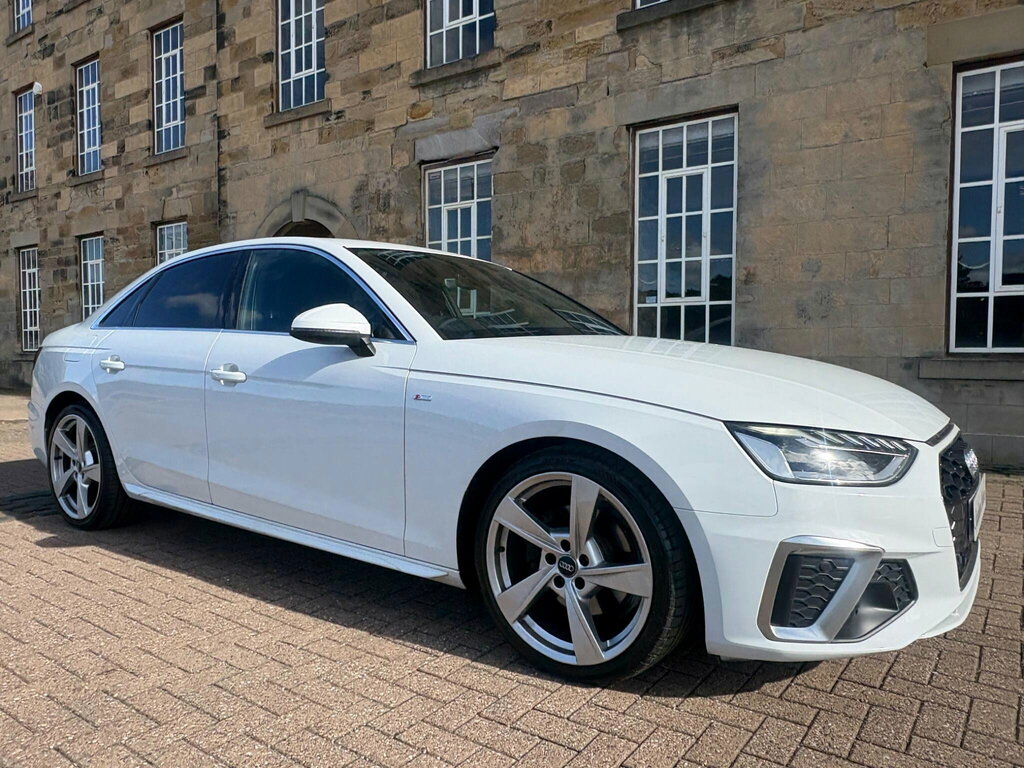 Audi A4 2.0 Tdi 35 S Line S Tronic Euro 6 Ss White #2