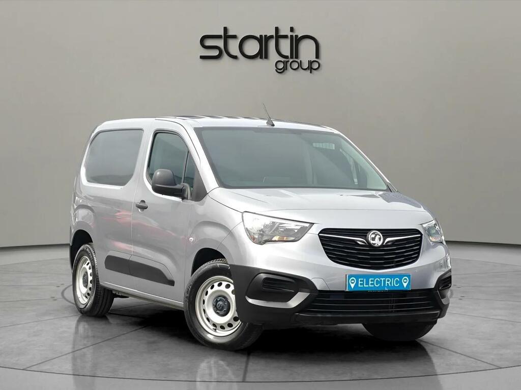 Vauxhall Combo-e Life 2300 50Kwh Prime L1 11Kw Charger Grey